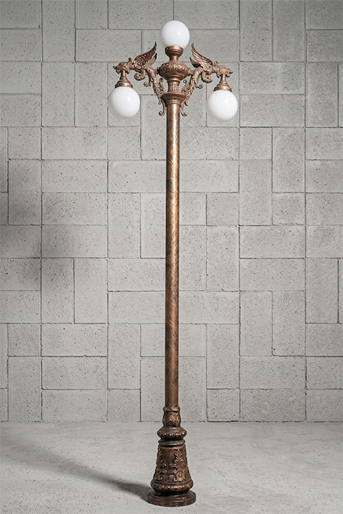 Poste Dragon R12, 3 luces.