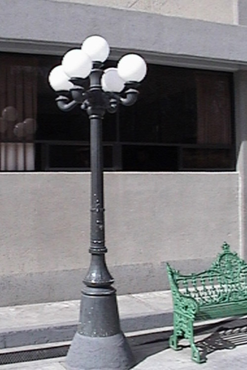 Poste Pipa Residencial 5 luces.