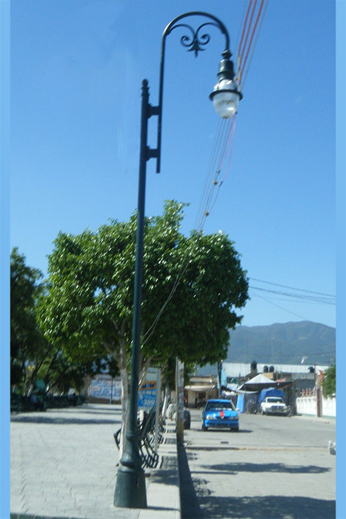 Poste Zinacatepec 1 luz.