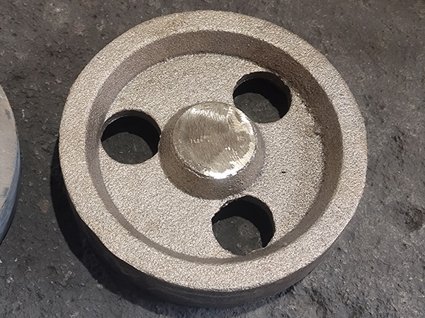 Fundicion en bronce y laton / bronce y laton fundido.